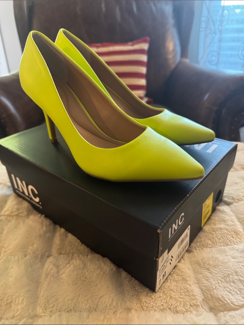 INC International Concepts Neon Yellow Pointed Toe Pumps